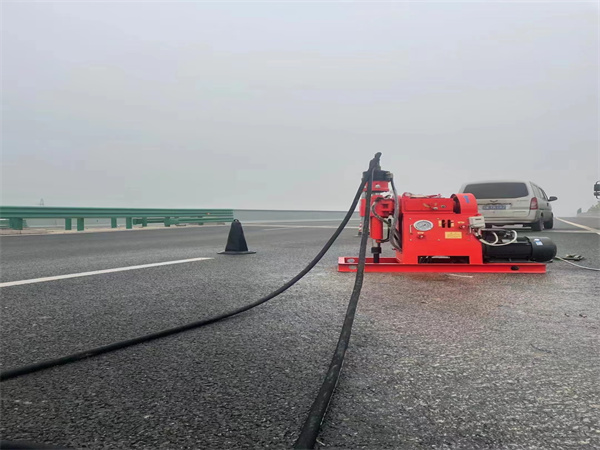 武山马路路基路面开裂下沉注浆加固灌浆